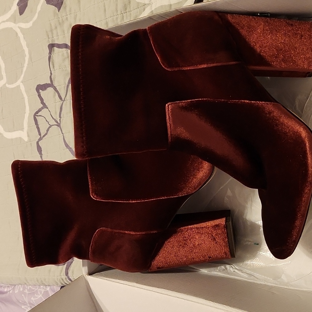 Women boots